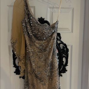 Nika niki kapoor dress